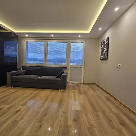 Sense - Z Widokiem Na Gory I Bielawa (Dzierzoniow)