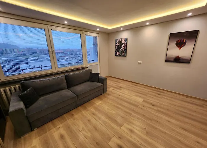 Sense - Z Widokiem Na Gory I