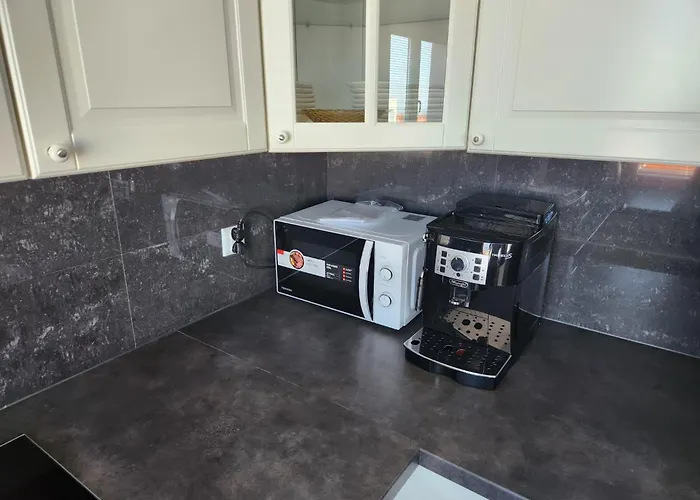 Sense - Z Widokiem Na Gory I *